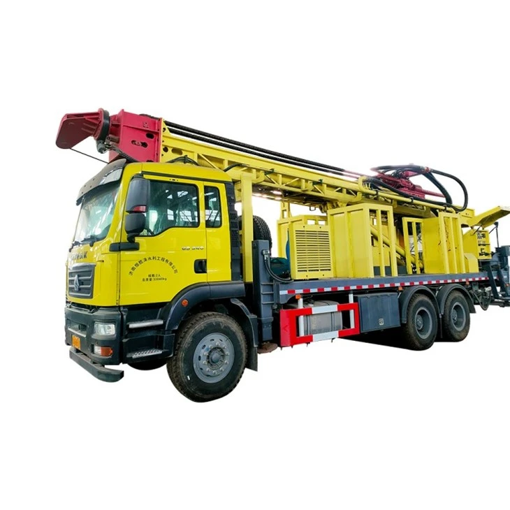 Instalație de foraj pentru puțuri de apă montată pe camion rotativ complet hidraulic
